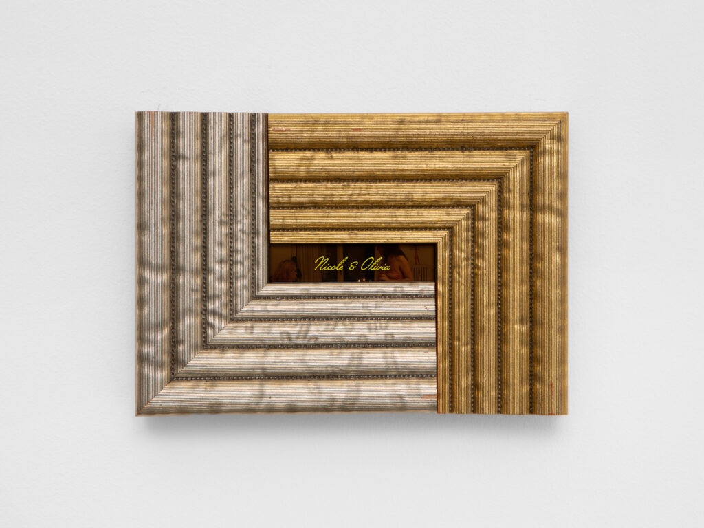 Sentiment_202511211492-web2